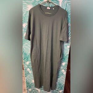 Kotn Midi olive green t shirt dress sz L 100% organic cotton w/ pockets
